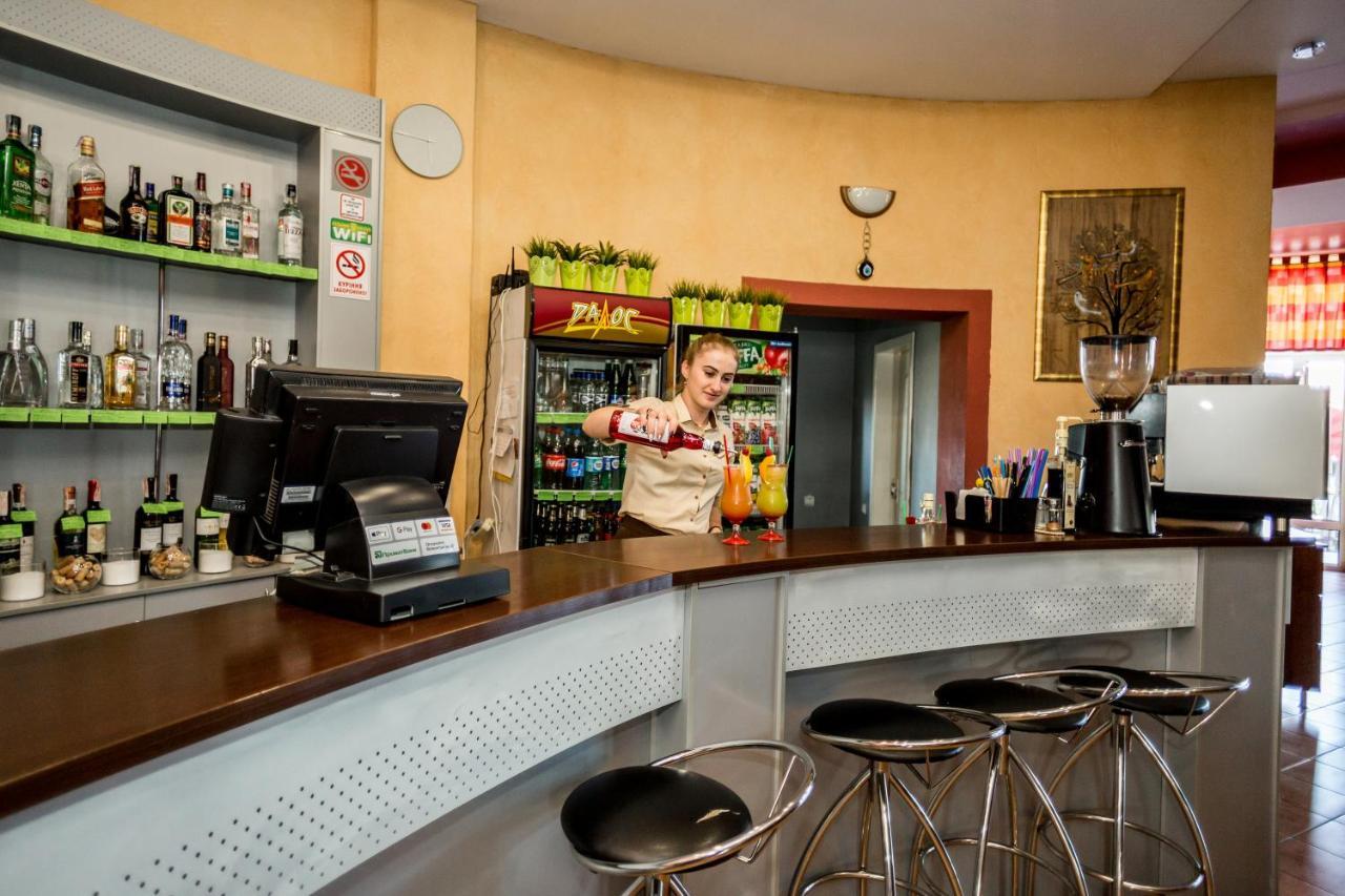 Dalos Sarny  Exterior photo